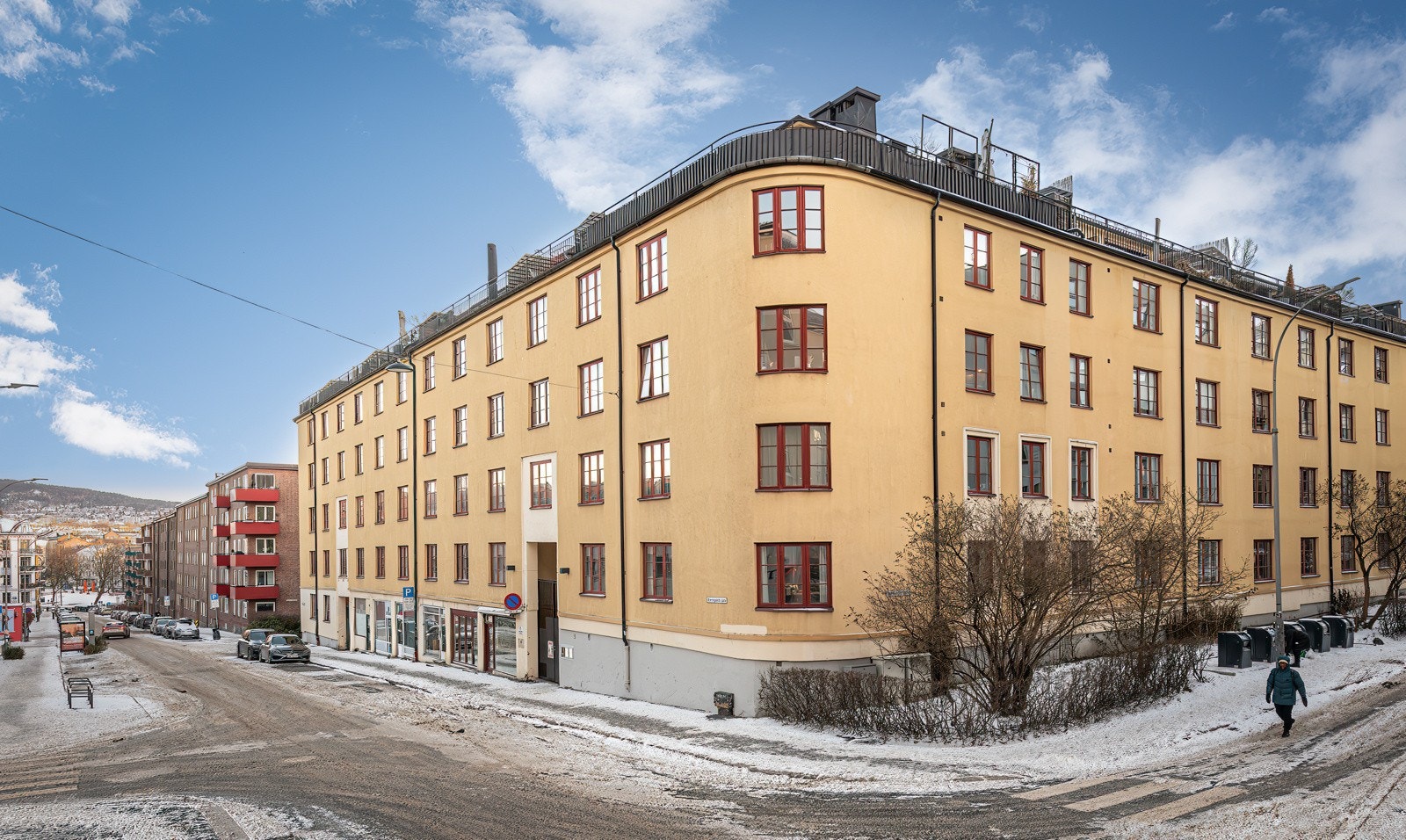 St.Hanshaugen en av Oslos vakreste bydeler med restauranter, nisjebutikker, uteliv, parker daglivarehandler og god offentlig kommunikasjon. Galleribilde
