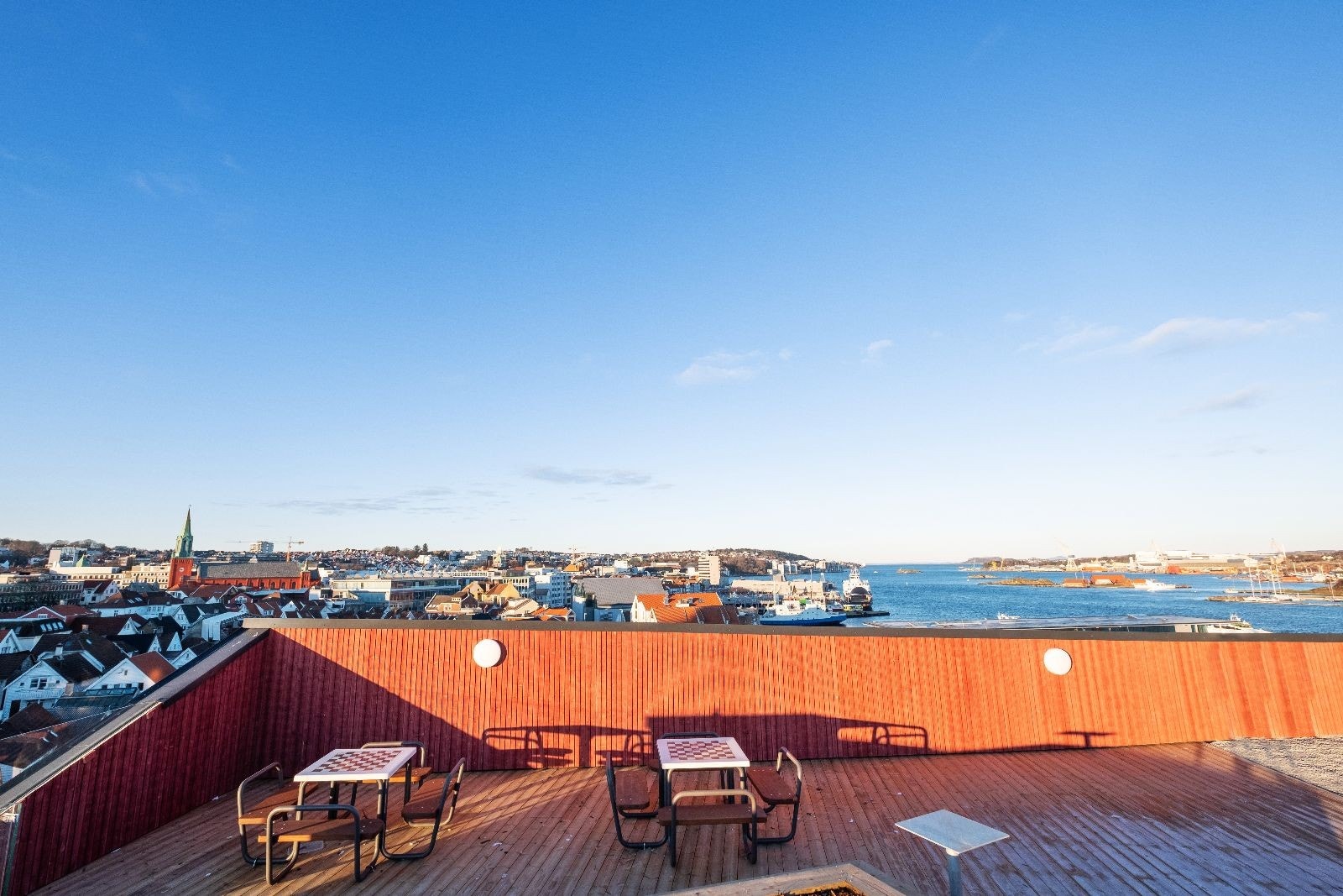 Nydelig utsikt mot Stavanger sentrum fra takterrassen Galleribilde
