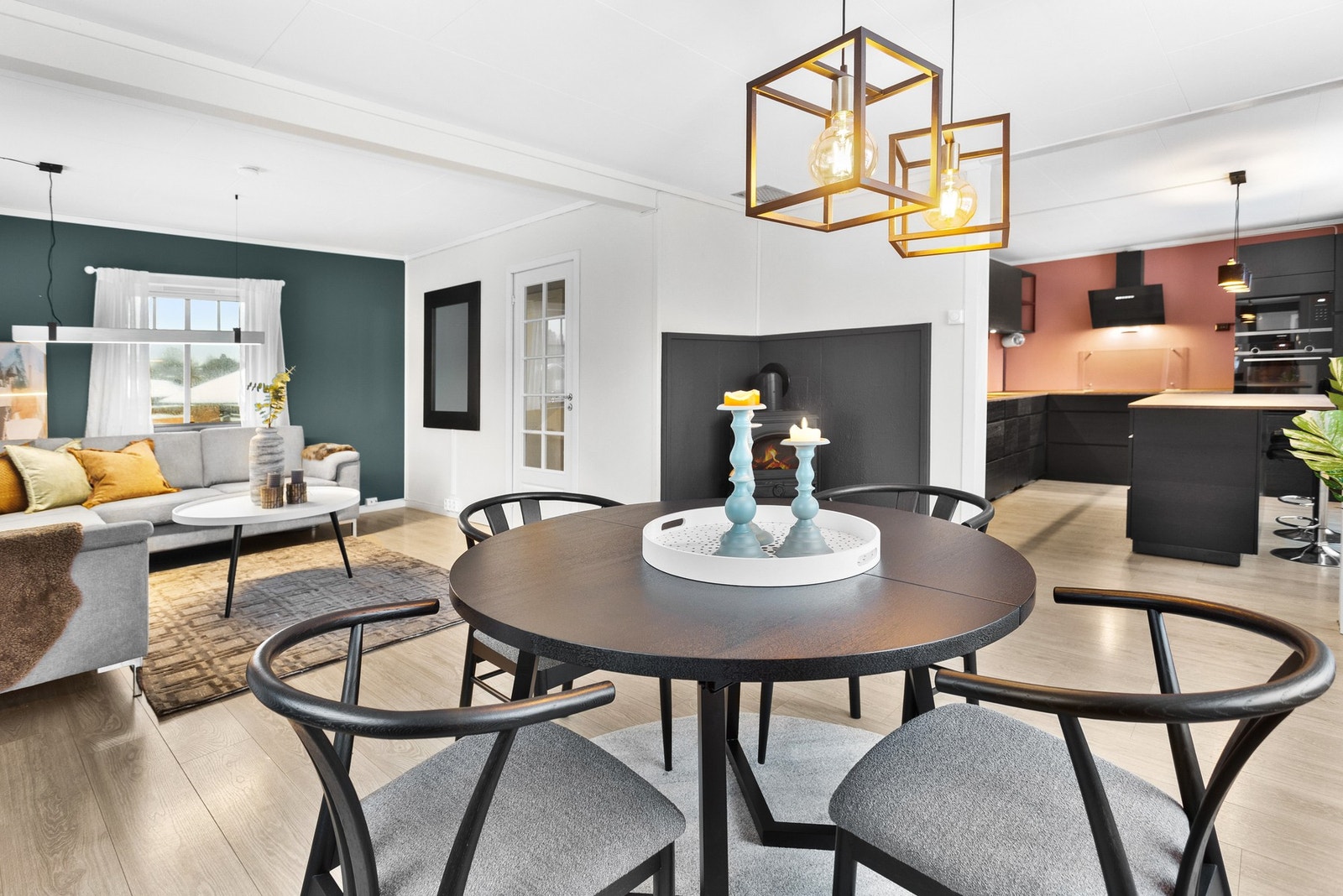 Innbydende bolig med et tidsriktig preg Galleribilde