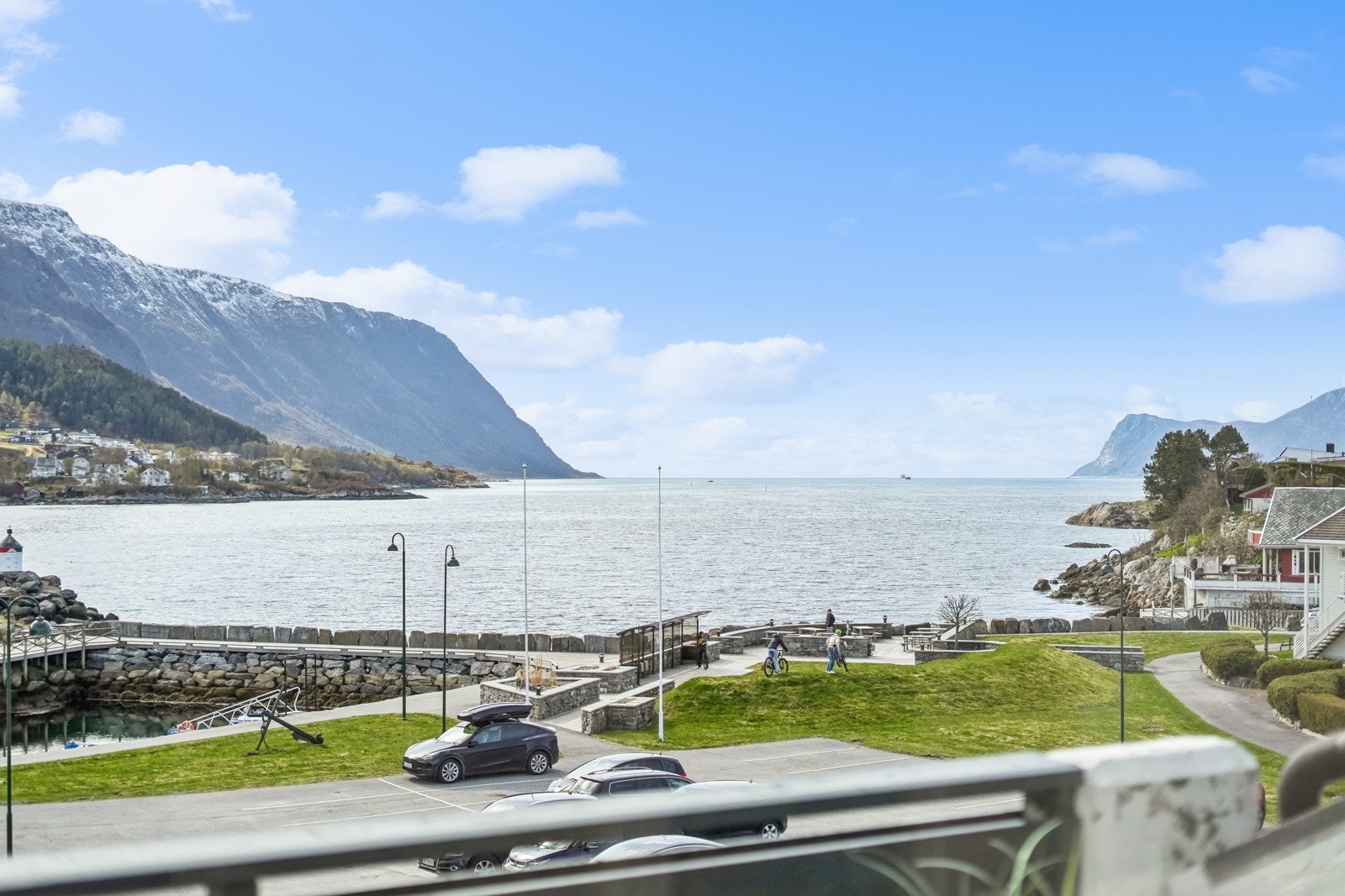 Denne fantastiske sjøutsikten kan nå bli din! Galleribilde