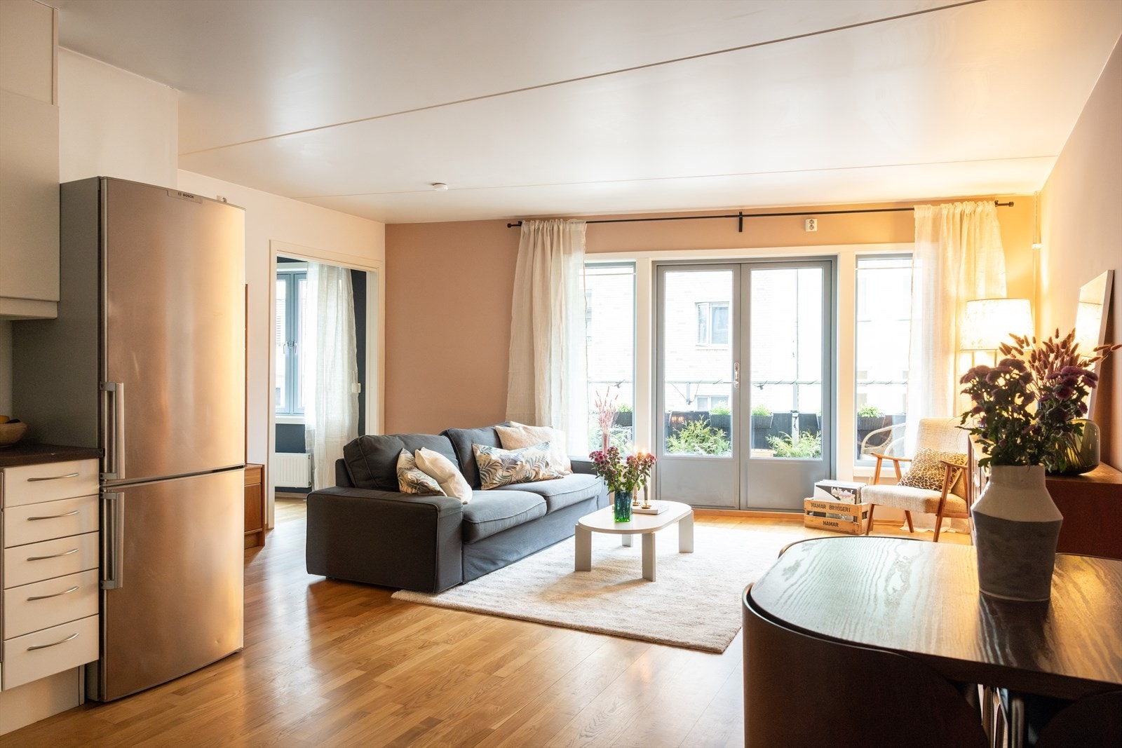 - Leiligheten ligger i et moderne bygg fra 2007 - Galleribilde