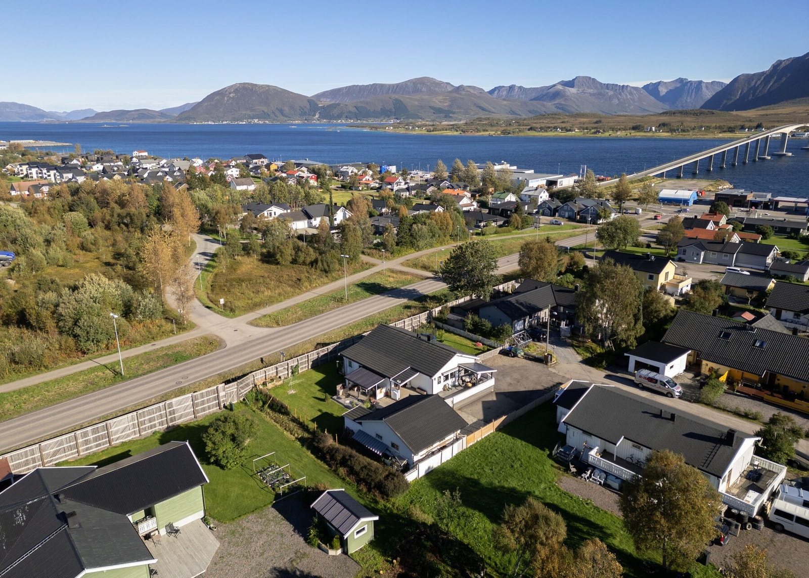 Eiendommen sett fra lufta Galleribilde
