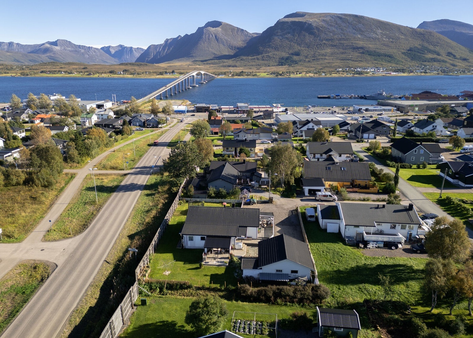 Eiendommen sett fra lufta Galleribilde
