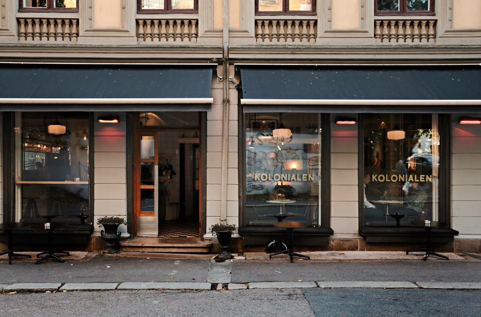 Kolonialen er et av Oslos beste eksempler på en nabolagsrestaurant og er nærmeste nabo! (bilde lånt fra Aftenposten) Galleribilde