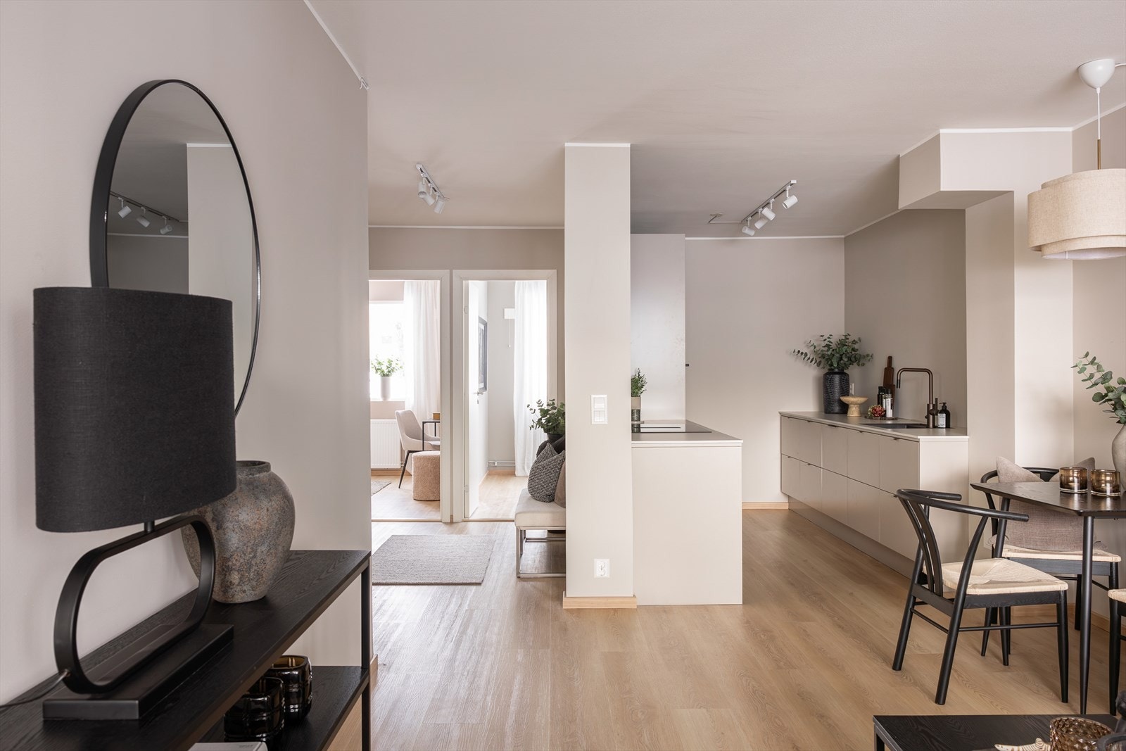 Leiligheten har en veldig god planløsning med gode lysforhold. Galleribilde