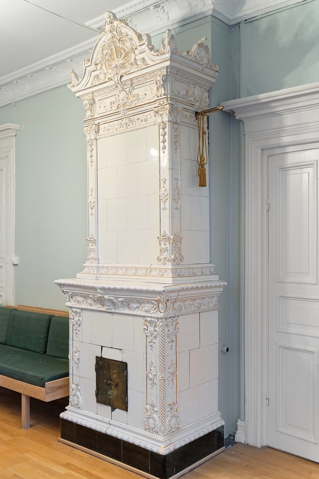 Kakkelovn Galleribilde