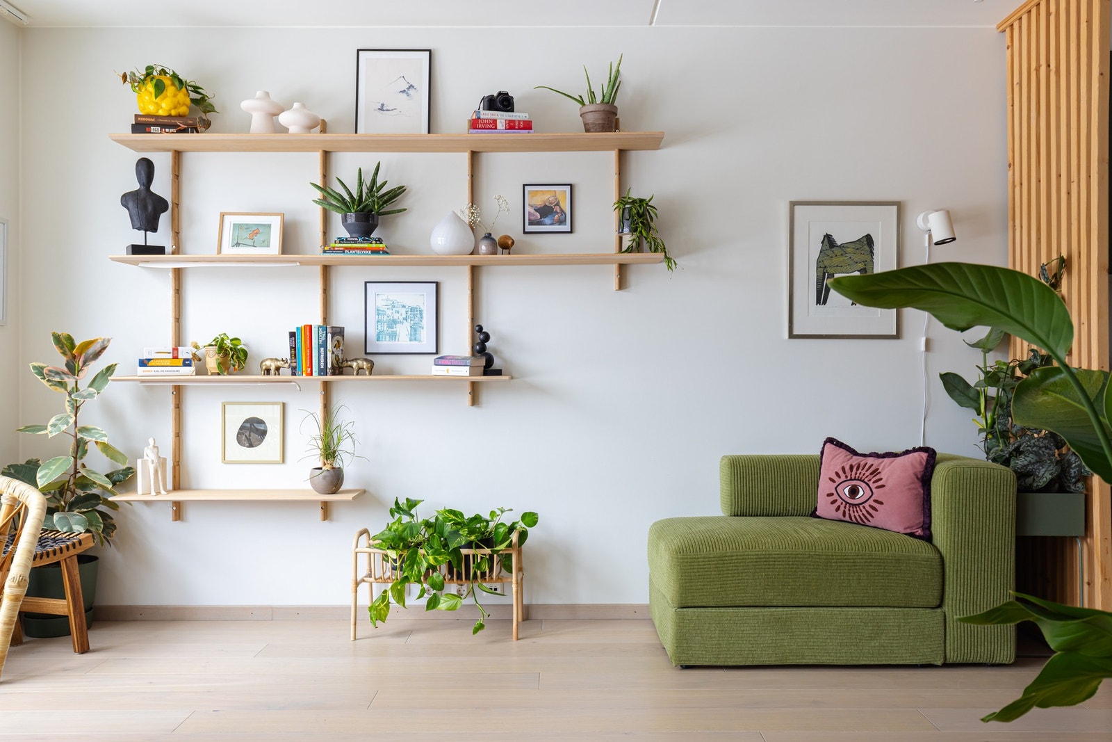 I leiligheten er det nok av flater hvor du kan være kreativ! Galleribilde
