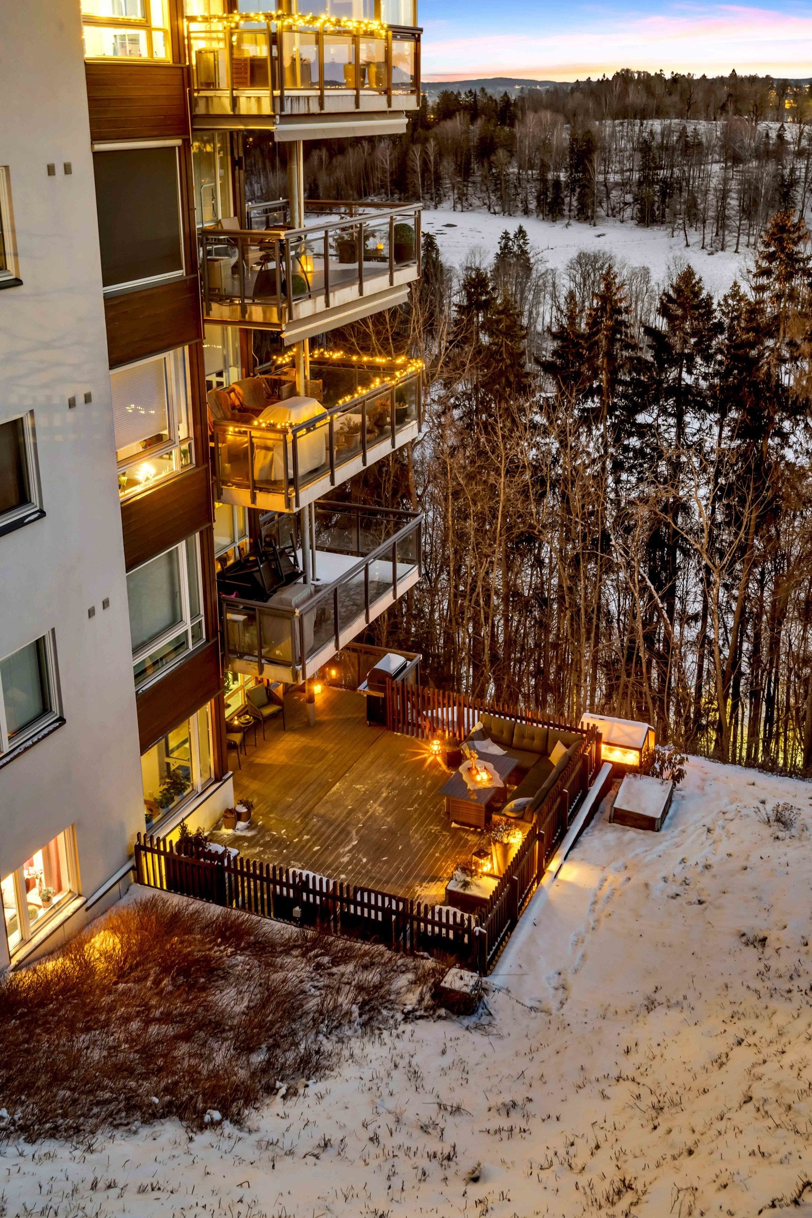 Her bor du tett på naturen og samtidig sentralt med kort avstand til alt du trenger! Galleribilde