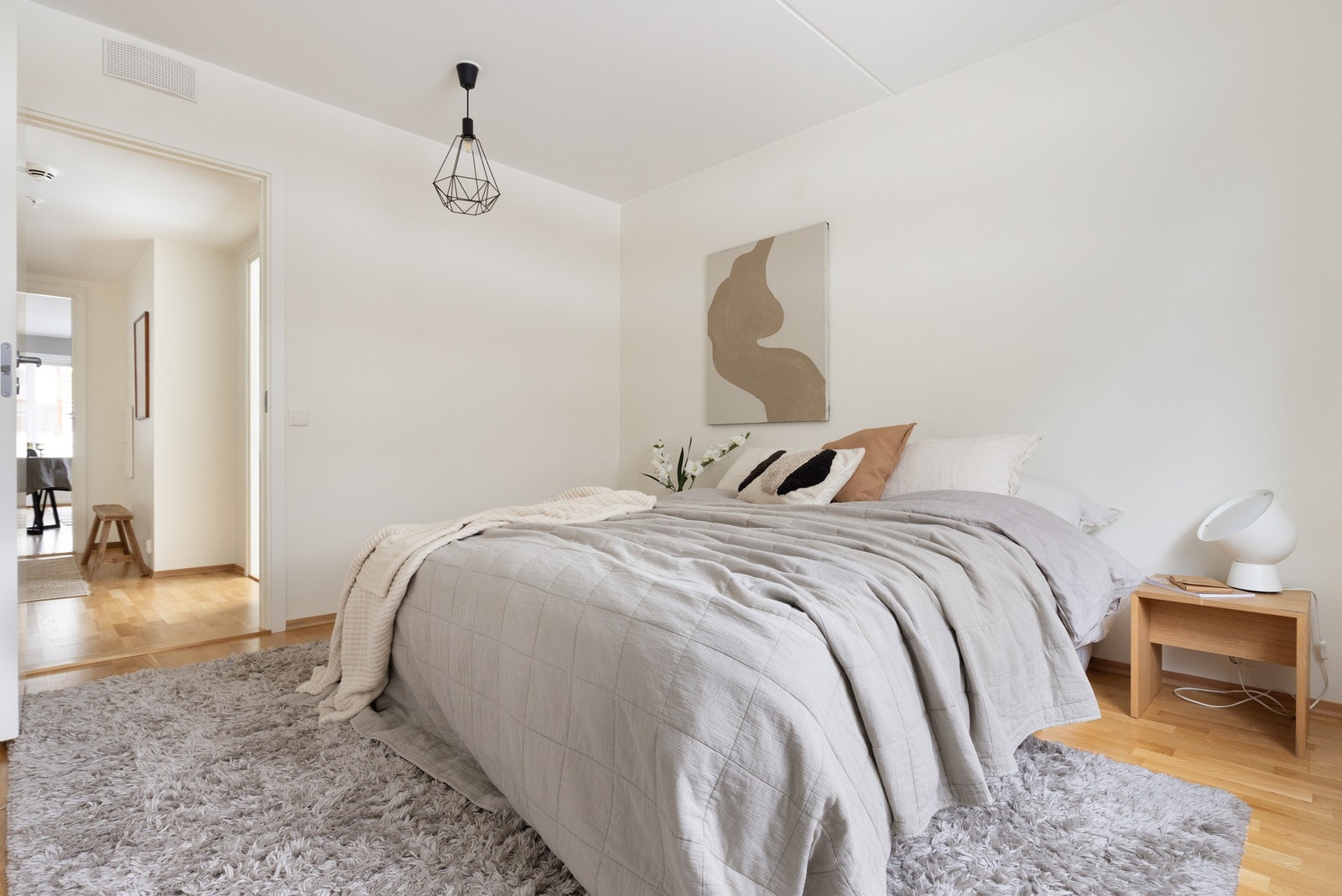 Soverommet har i tillegg fin plass til kommoder mm. Galleribilde