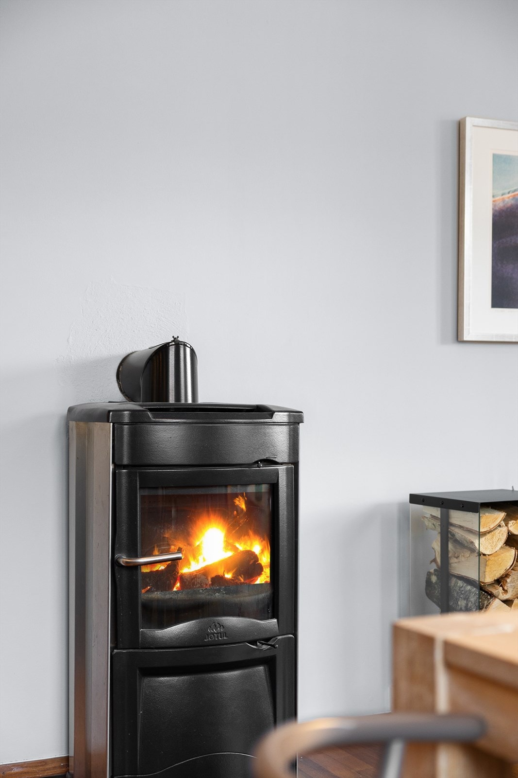 En hyggelig vedovn sikrer god varme på kaldere dager Galleribilde