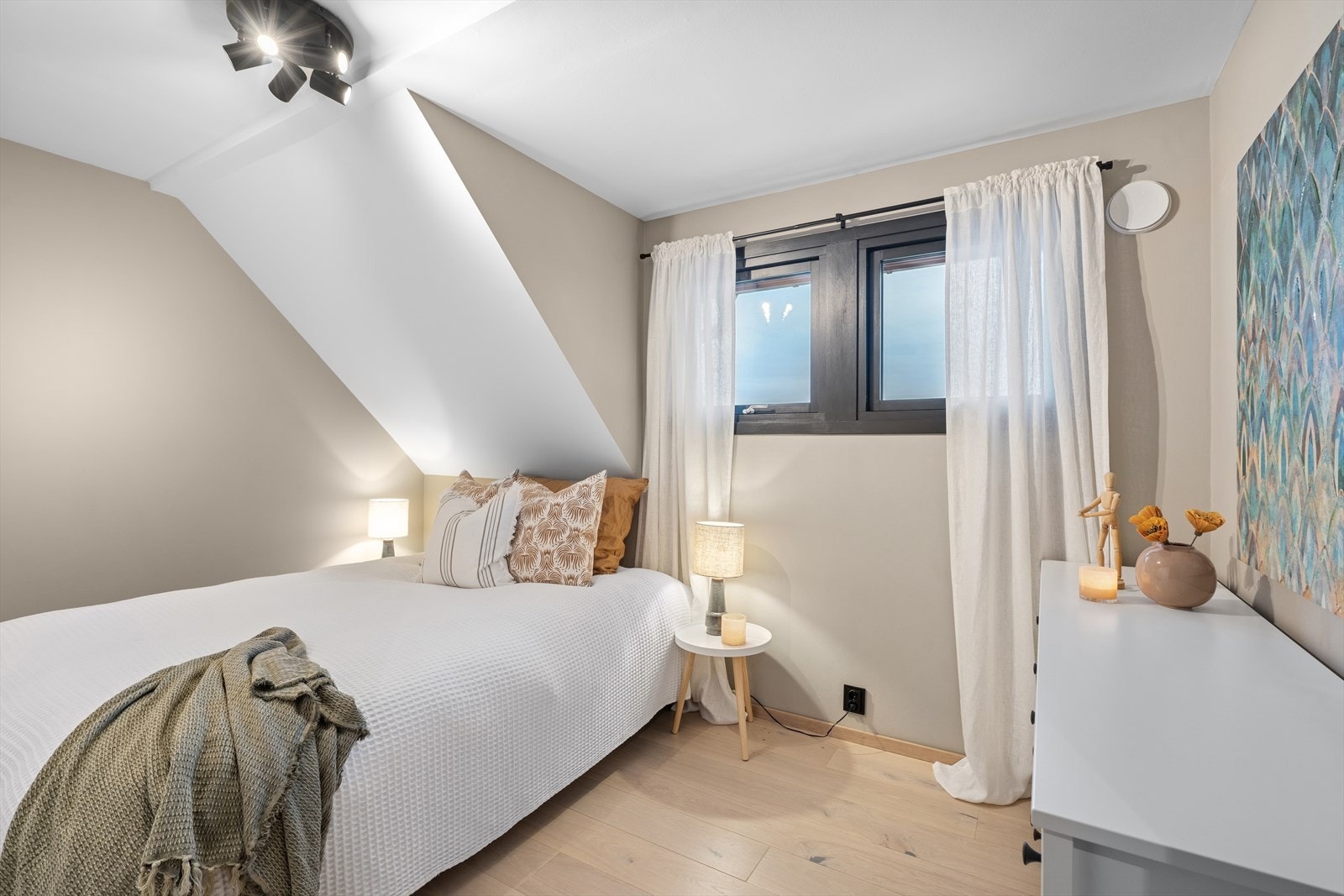 Soverom. Galleribilde