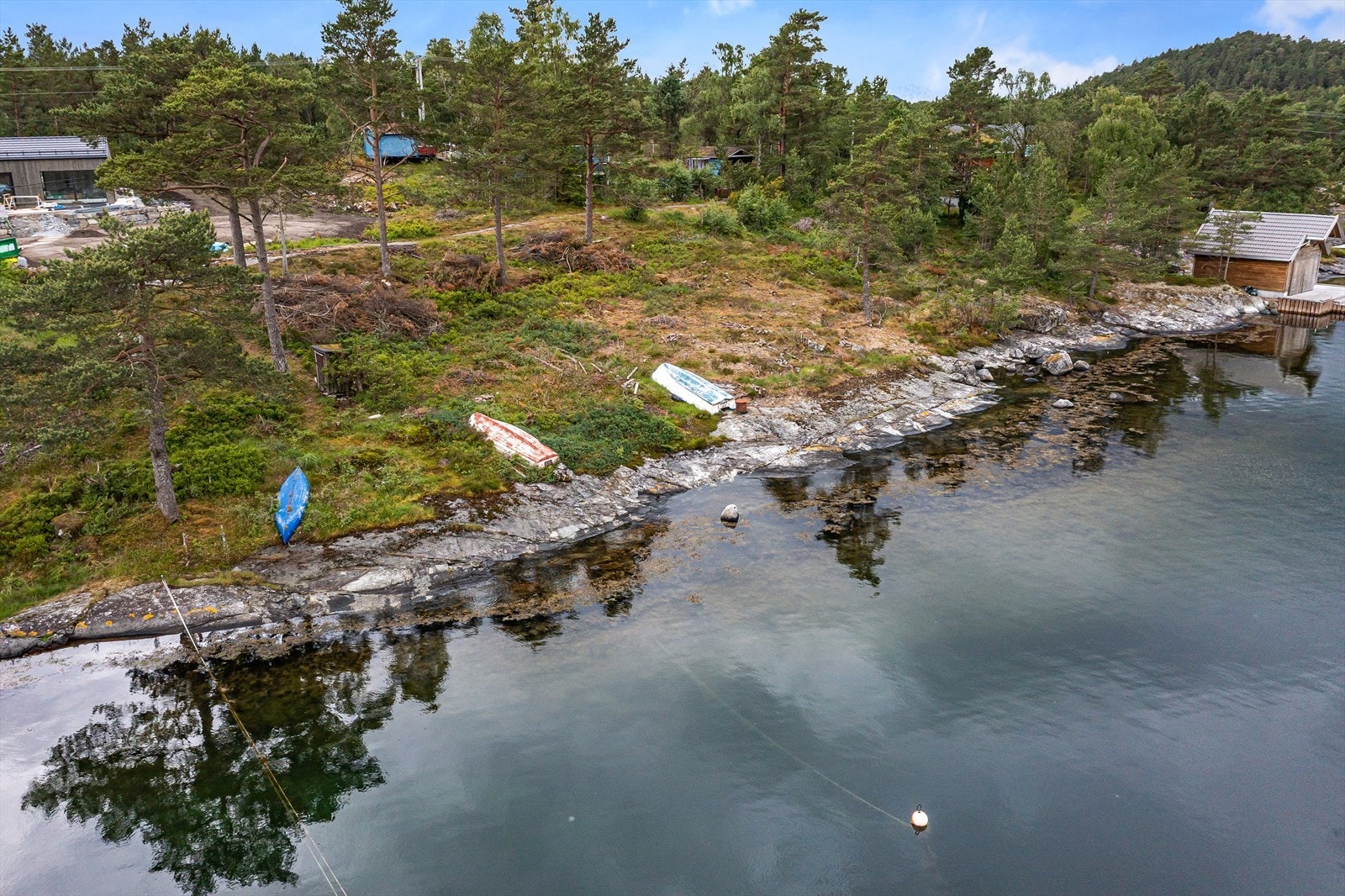 Det medfølger rett til båtfeste, så for den som er glad i komme seg ut på sjøen har man mulighet til det! Galleribilde