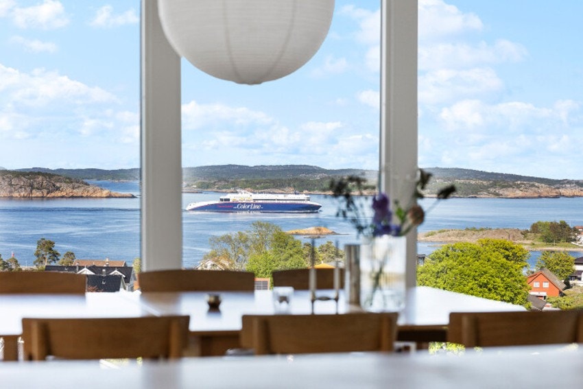 Boligen har en av Stavern`s beste utsikter som rett og slett bør oppleves Galleribilde