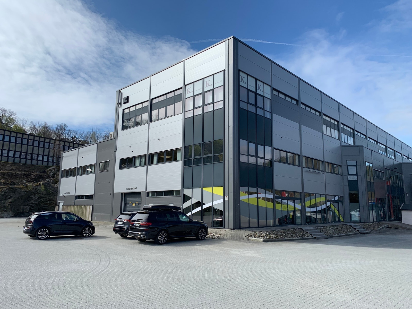 Ledige kontorer i byggets 2.etg. Galleribilde