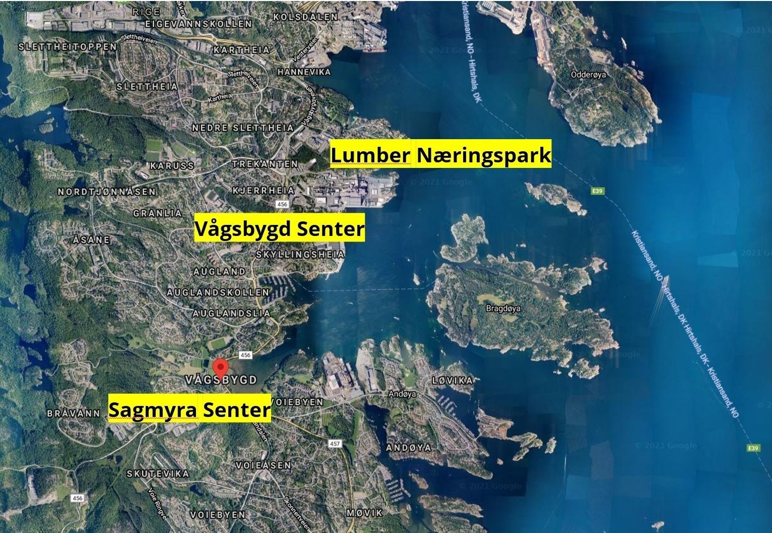 Vågsbygd er den tettest befolkede delen av Kristiansand, med ca 36.000 innbyggere. Her ligger det 2 kjøpesentre og noe omliggende næringsbebyggelse. Enkel adkomst fra Kristiansand Sentrum Galleribilde