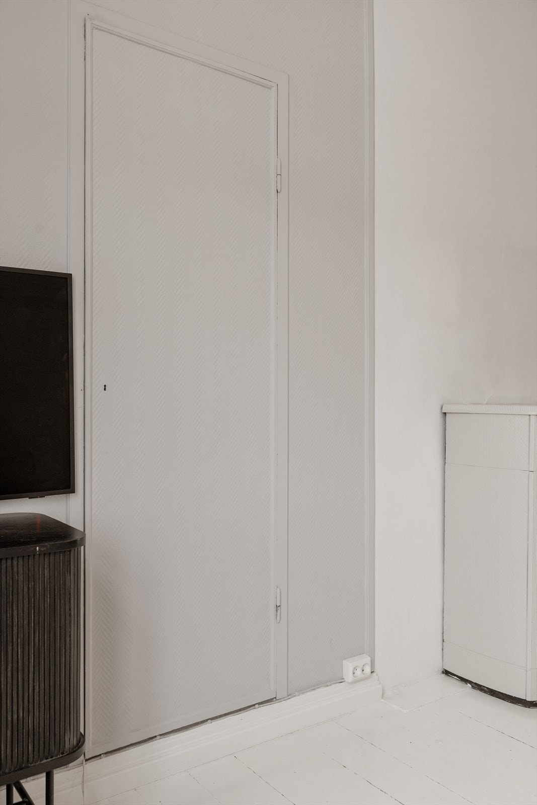 Smart garderobeløsning bak døren Galleribilde