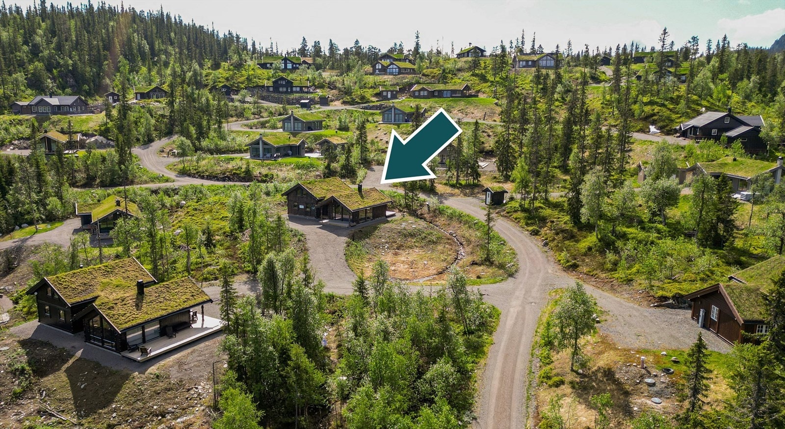 Romslig opparbeidet tomt Galleribilde