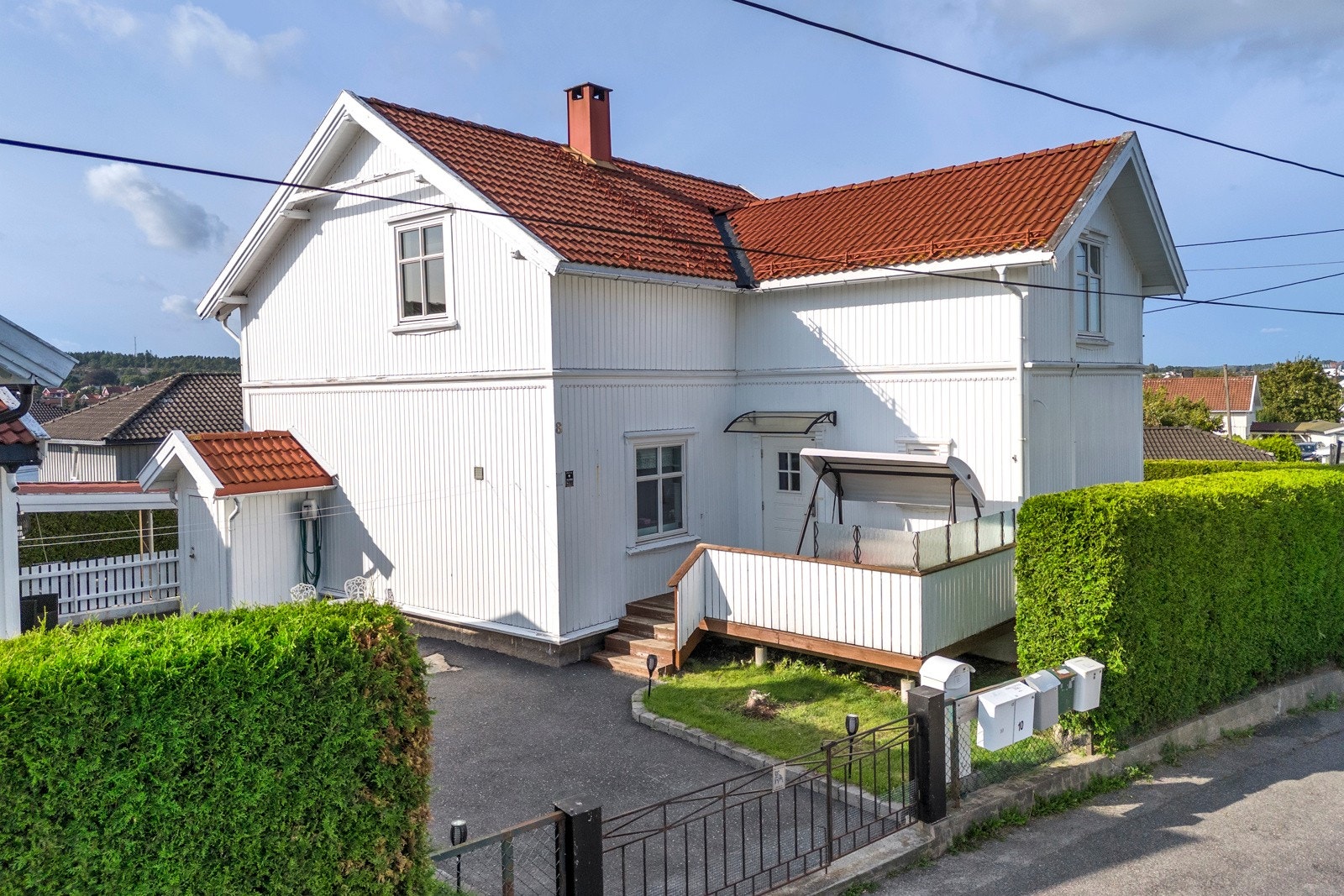 Inngangsparti med veranda Galleribilde