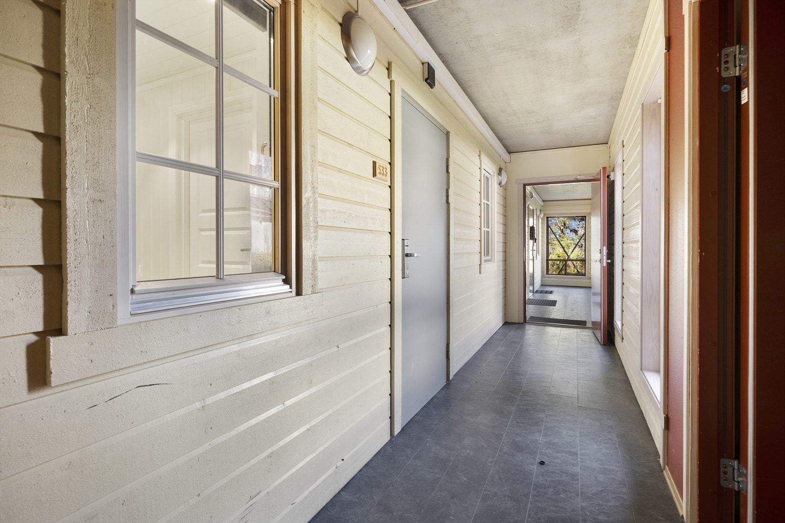 Inngang til leligheten. Galleribilde