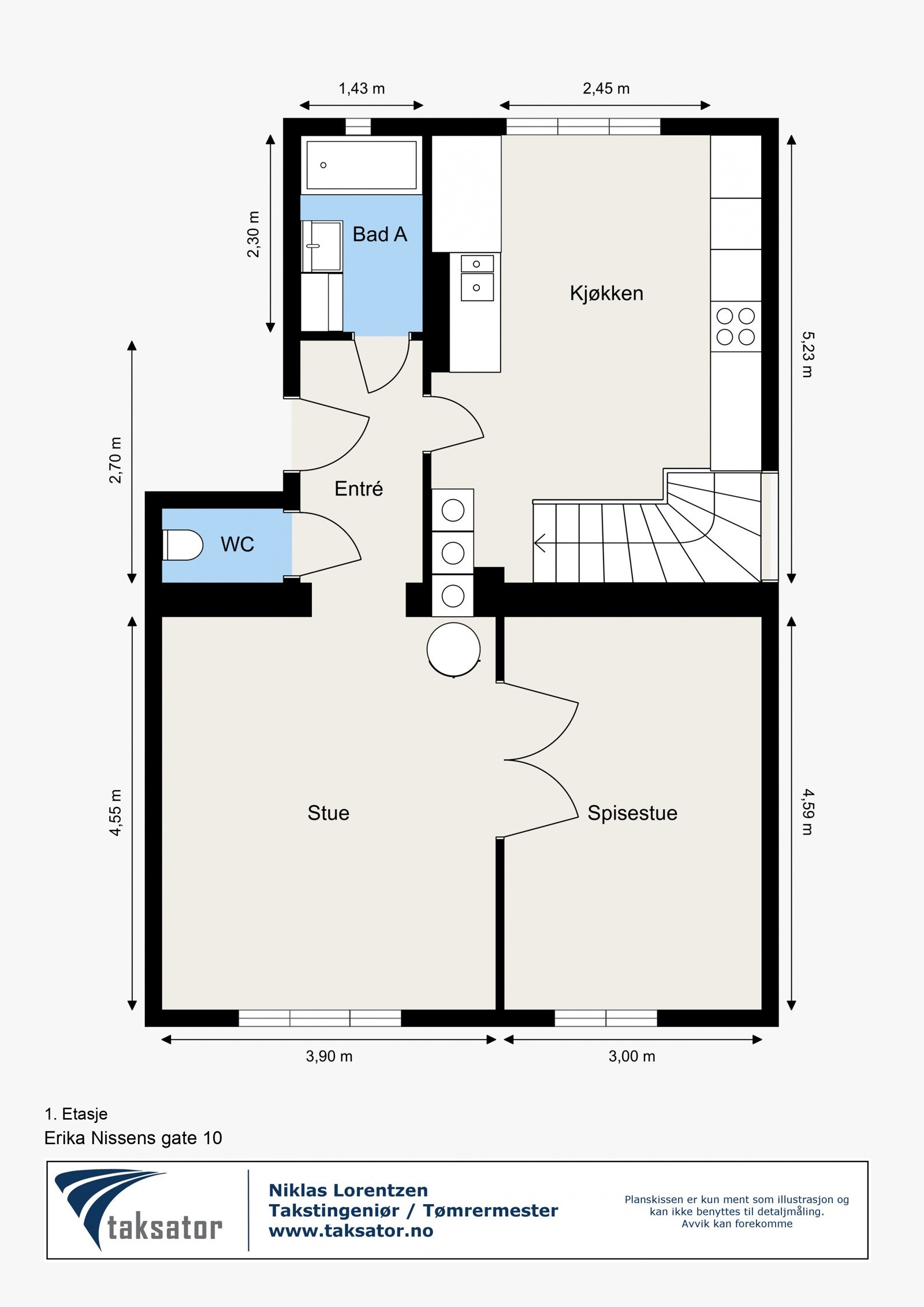 I første etasje er det to stuer, kjøkken, bad og toalettrom. Galleribilde