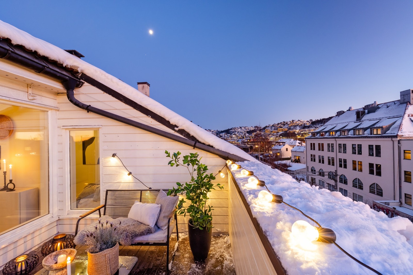 Her får man gleden av en romslig takterrasse på hele 11 kvm. Galleribilde