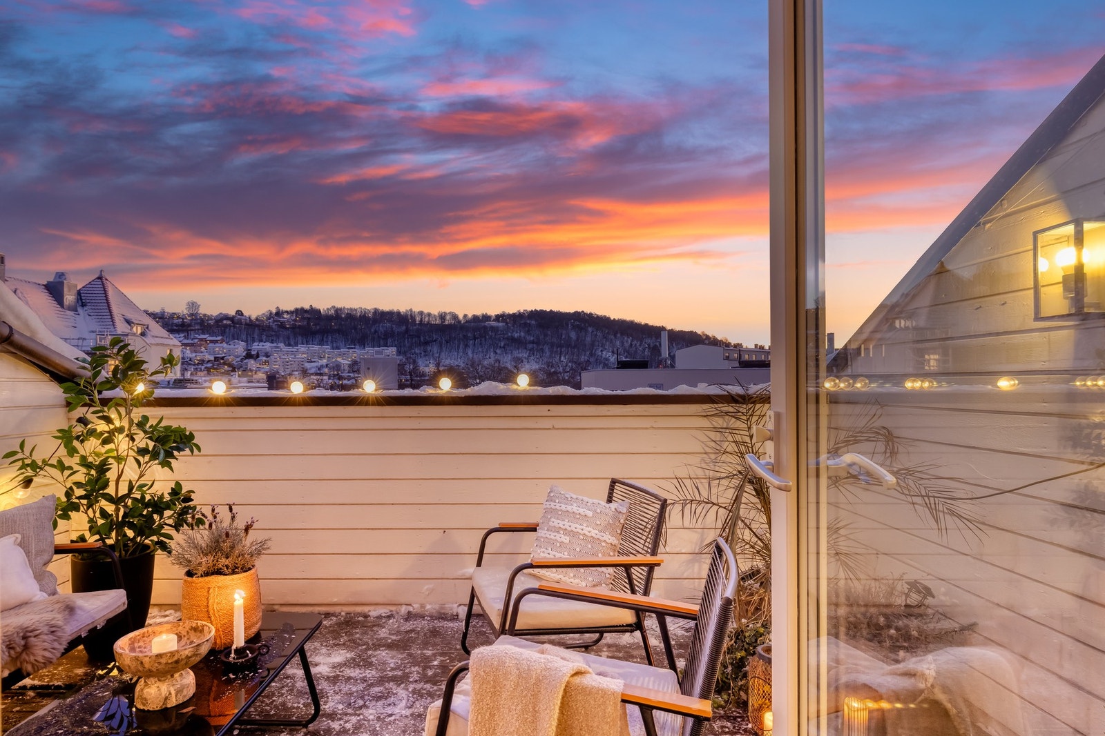 Fredrik Lund v/ EIE Løren ønsker velkommen til Schweigaards gate 79A! Galleribilde