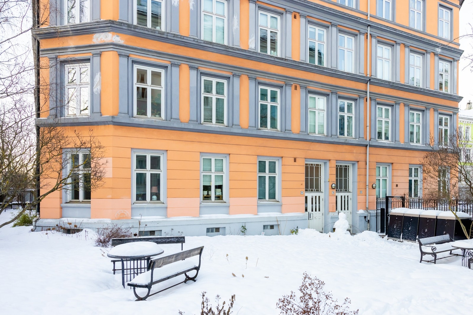 Borettslaget består av 32 leiligheter og 1 næringslokaler. Galleribilde