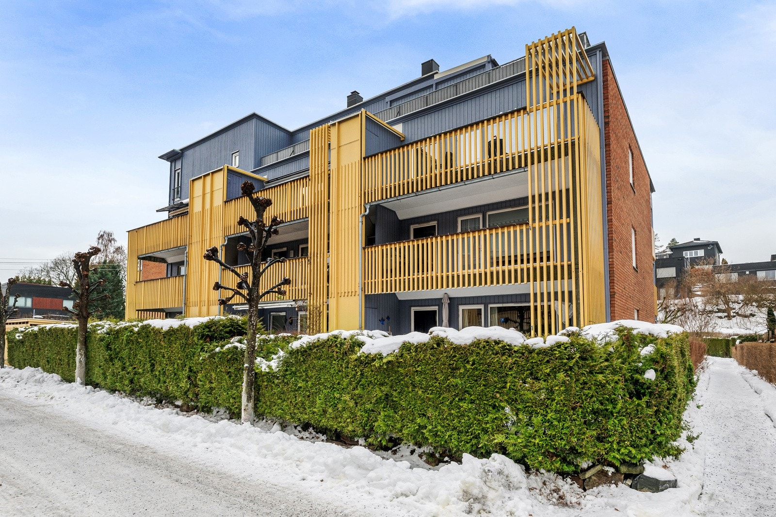 Leiligheten har en tilhørende flott fasade. Galleribilde