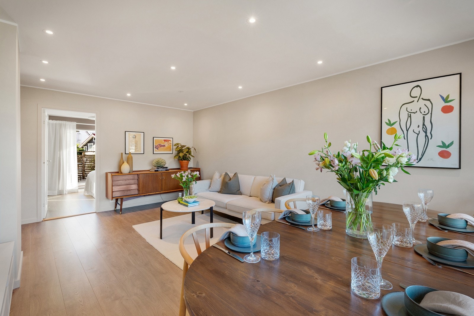 Leiligheten har en trivelig og romslig stue. Galleribilde