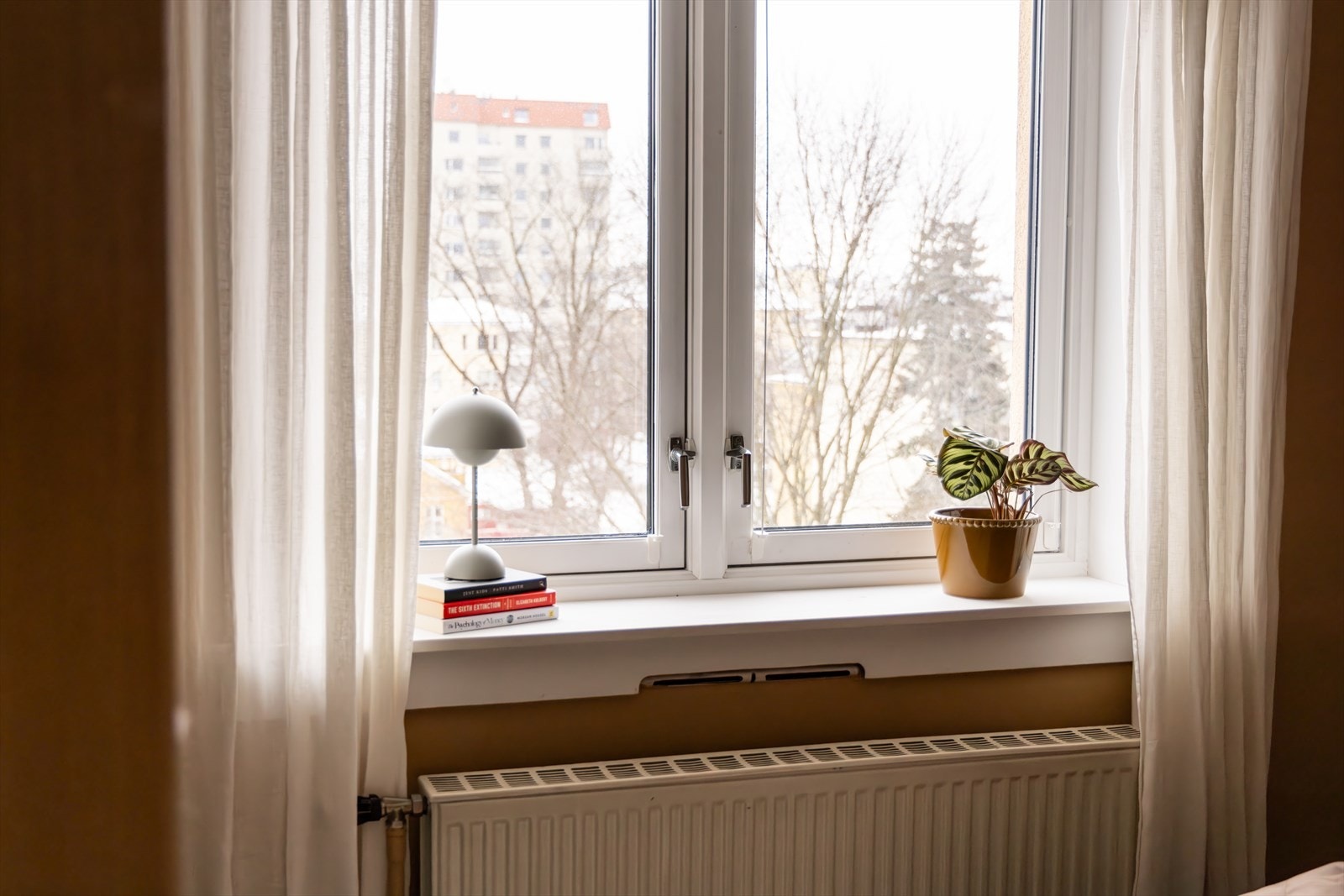 Soverommet er malt i en lun og behagelig fargetone Galleribilde