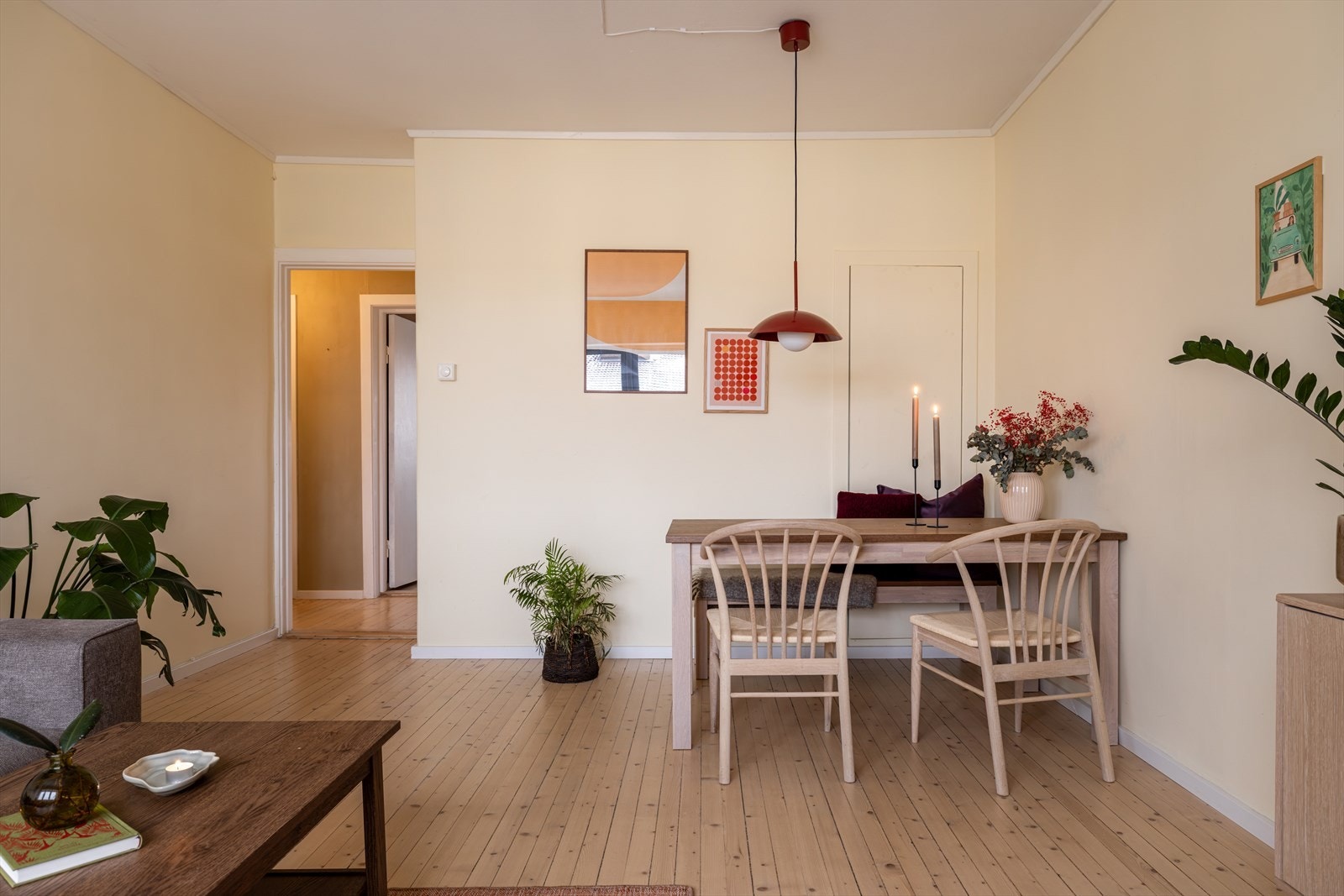 En gjennomgående toppleilighet i 5. etasje med attraktiv beliggenhet på populære Torshov Galleribilde