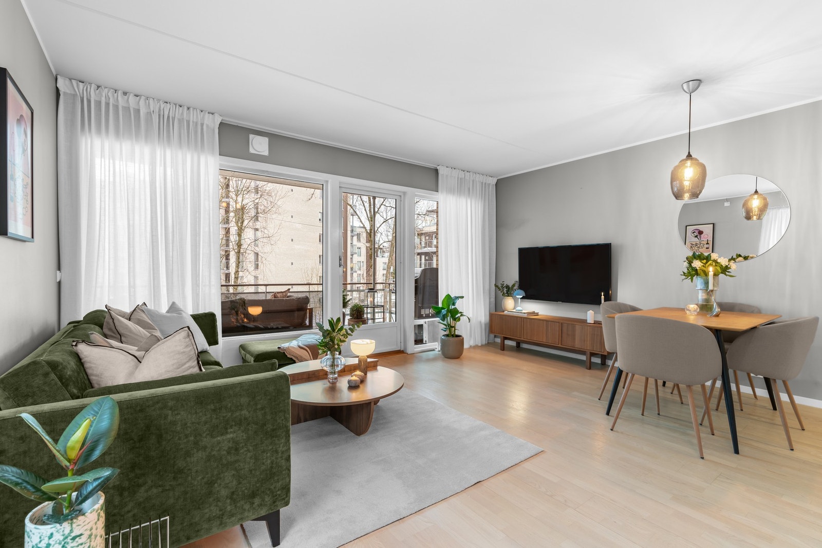 PrivatMegleren ved partner / eiendomsmegler Amalie Nyhus har gleden av å presentere Hoffsveien 8A - en innbydende 2-roms hjørneleilighet på Skøyen. Galleribilde