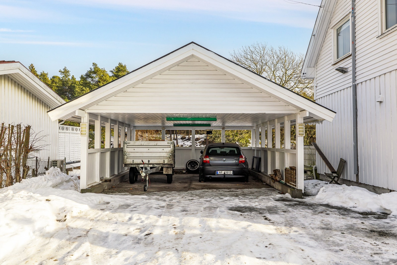 Dobbel garport. Galleribilde