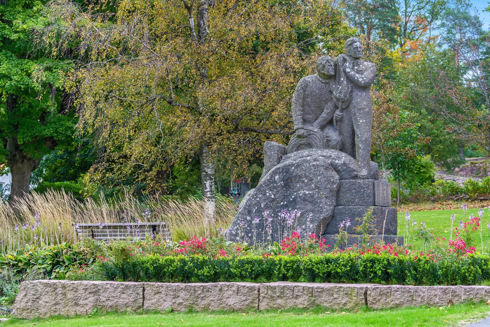 Herlig nærområde med flott turterreng Galleribilde