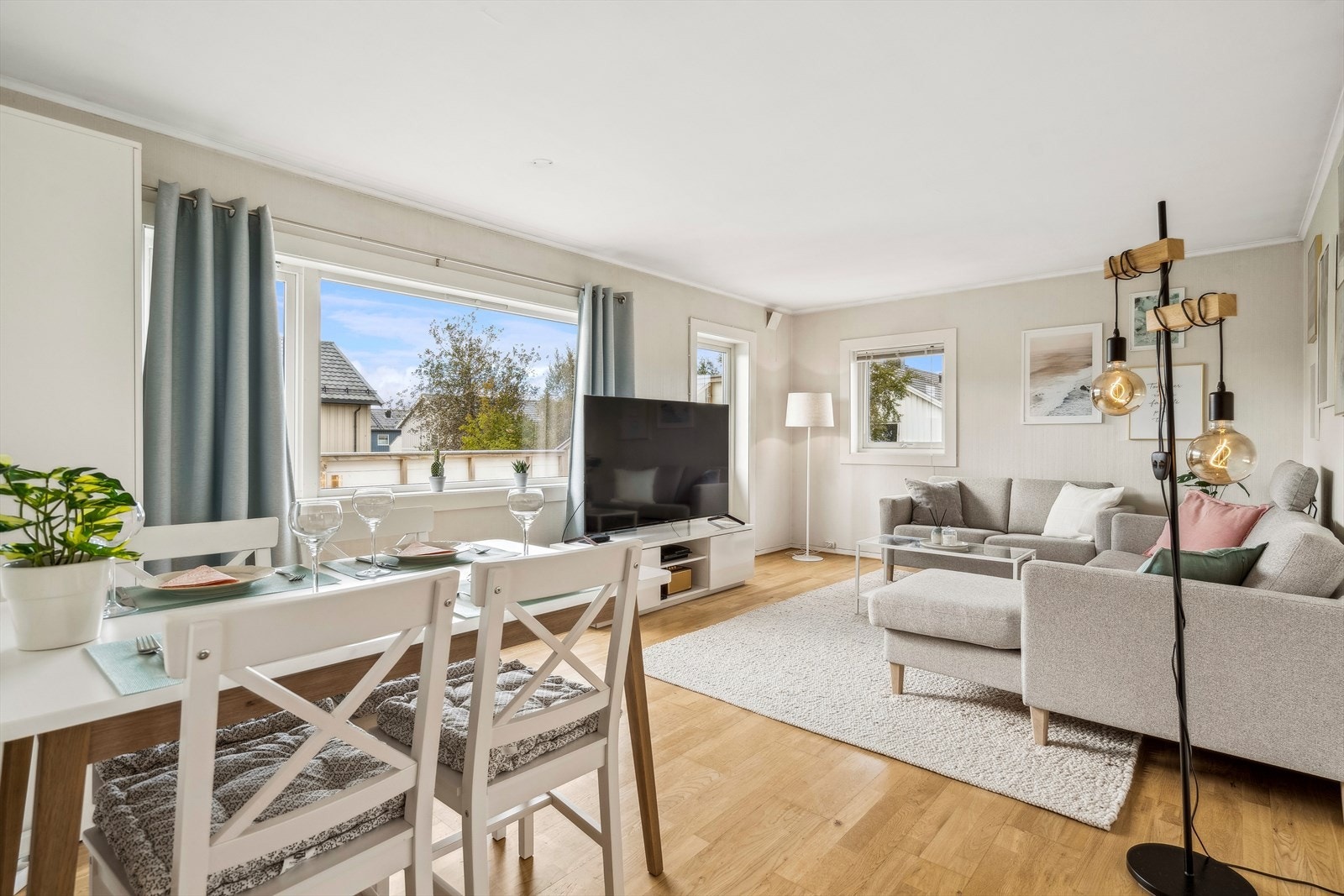 Velkommen til Ole Reistads vei 10 - En lys og pen 3-romsleilighet i Østbyen borettslag! Galleribilde