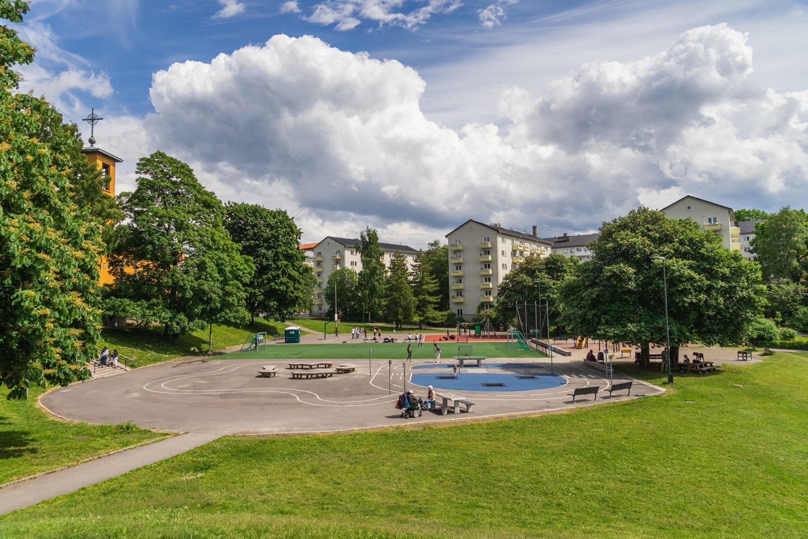 Iladalen lekeplass. Galleribilde