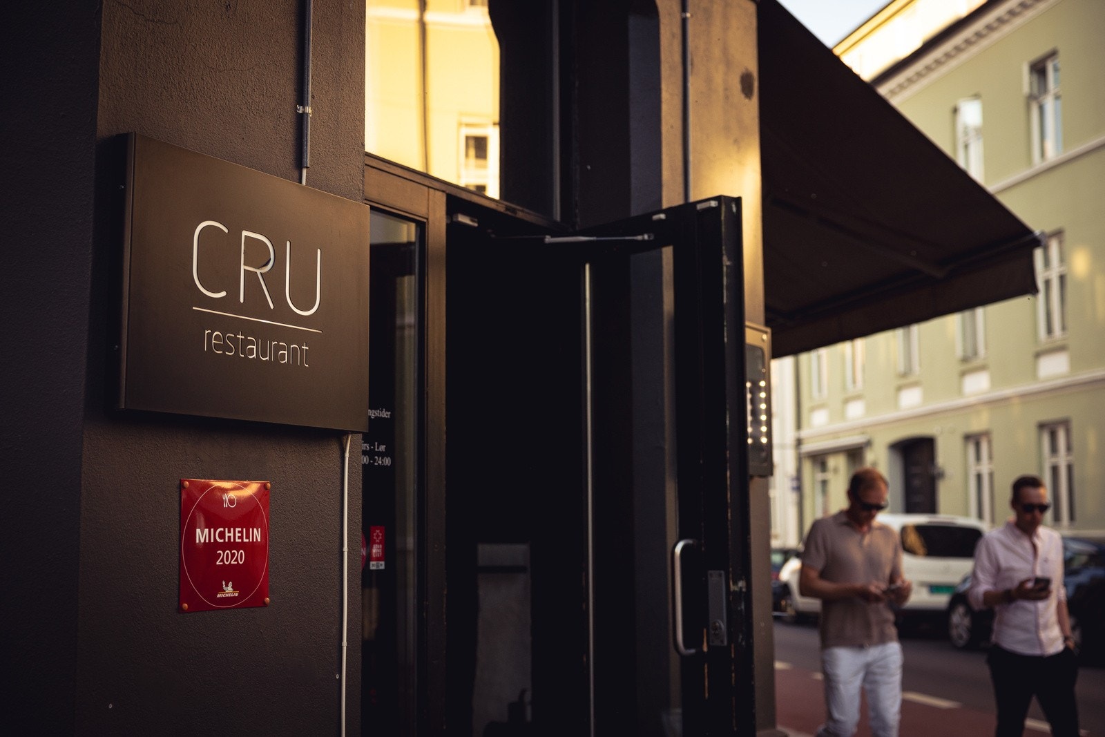Cru ligger rett utenfor leiligheten Galleribilde