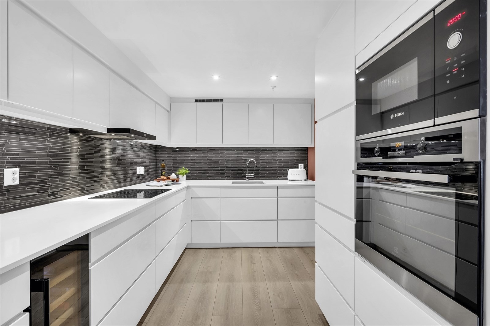 Moderne og tidsriktig kjøkken fra Kvik, nytt i 2020. Galleribilde