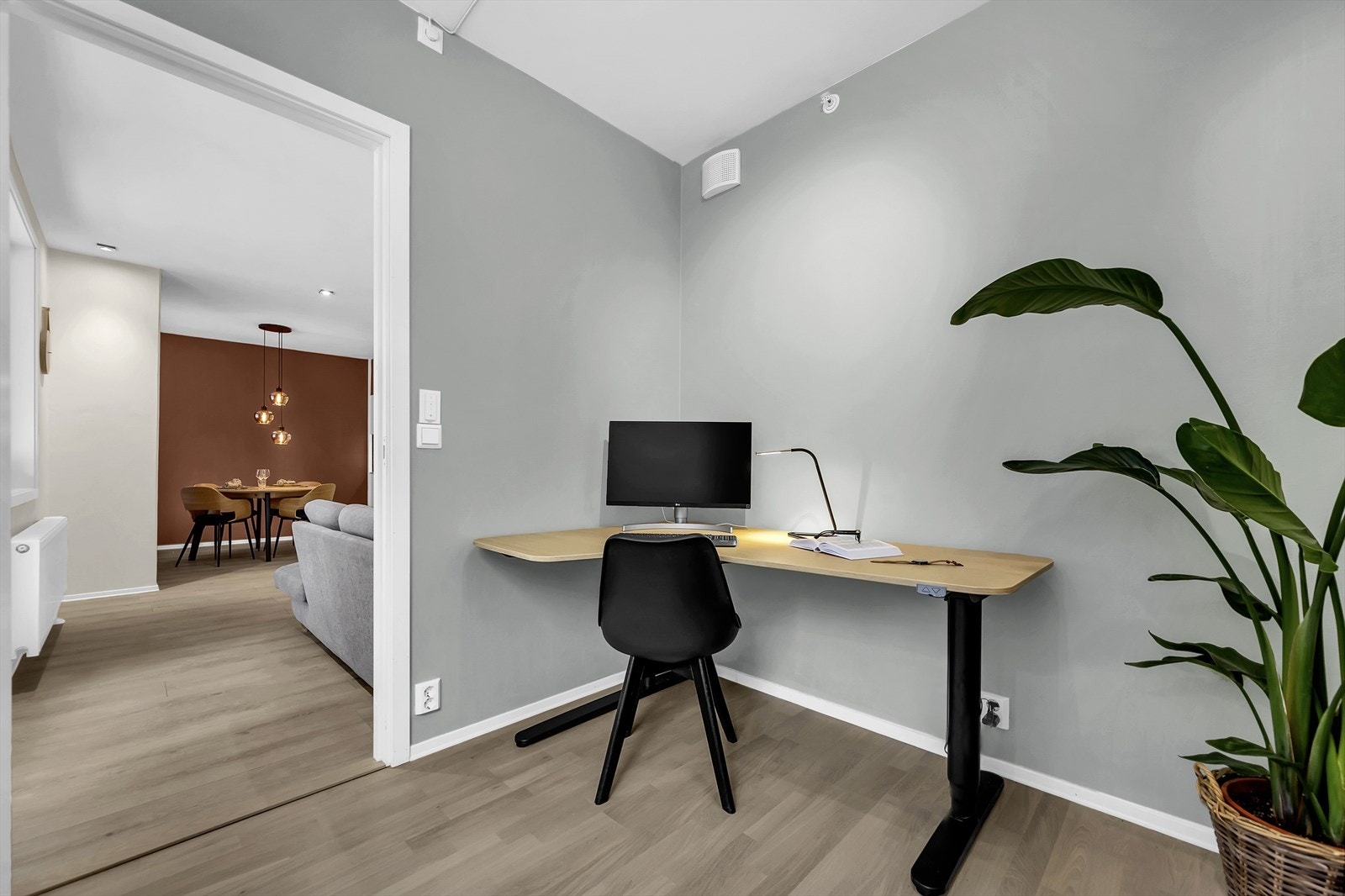 Soverom 2 og 3 passer godt som barnerom, gjesterom eller kontor. Galleribilde