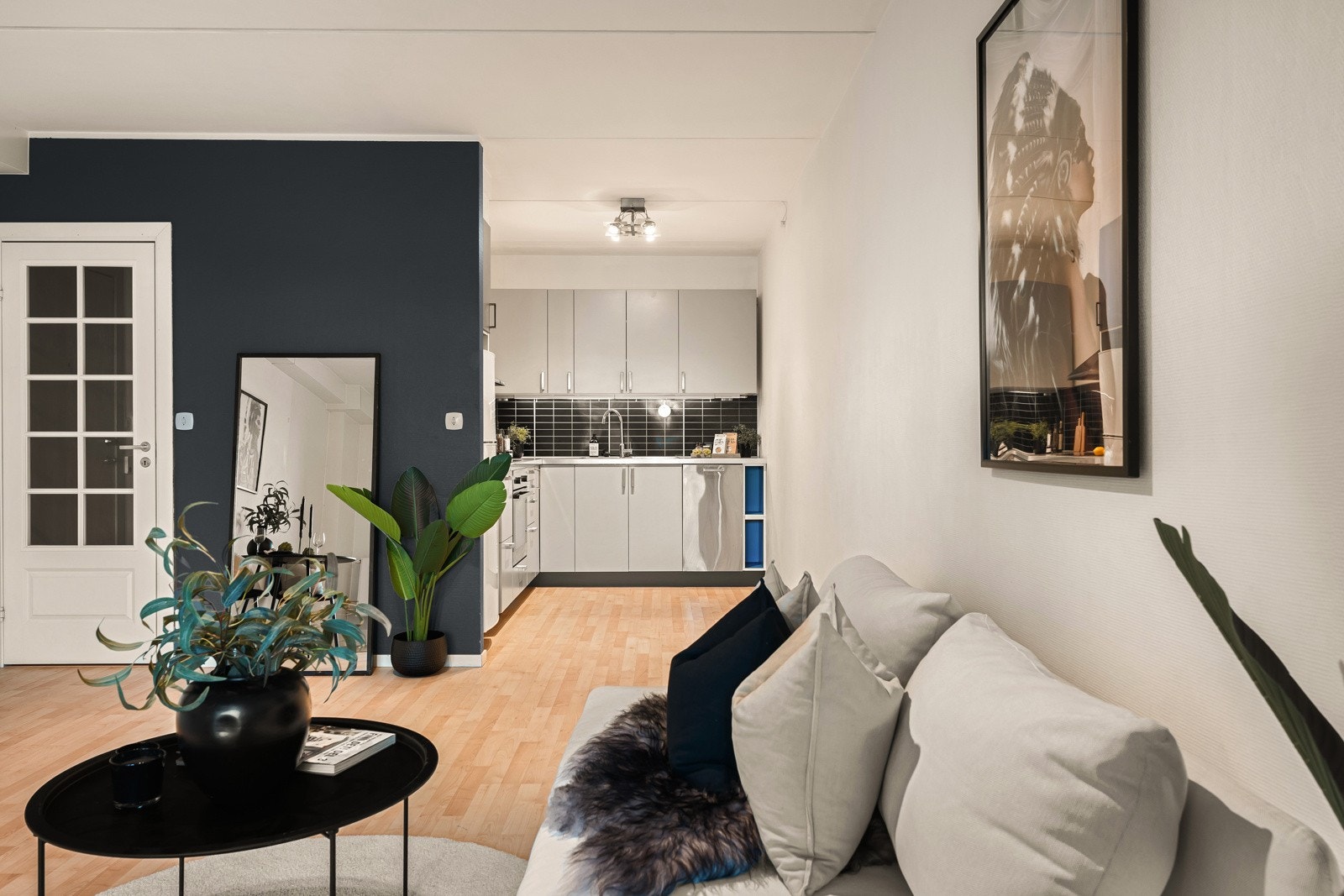 Det balanserte ventilasjonssystemet med varmegjenvinning sikrer et godt inneklima uten å ta opp verdifull plass. Galleribilde