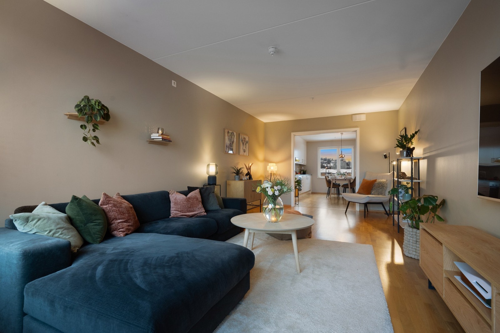 Stuen har gode innredningsmuligheter Galleribilde