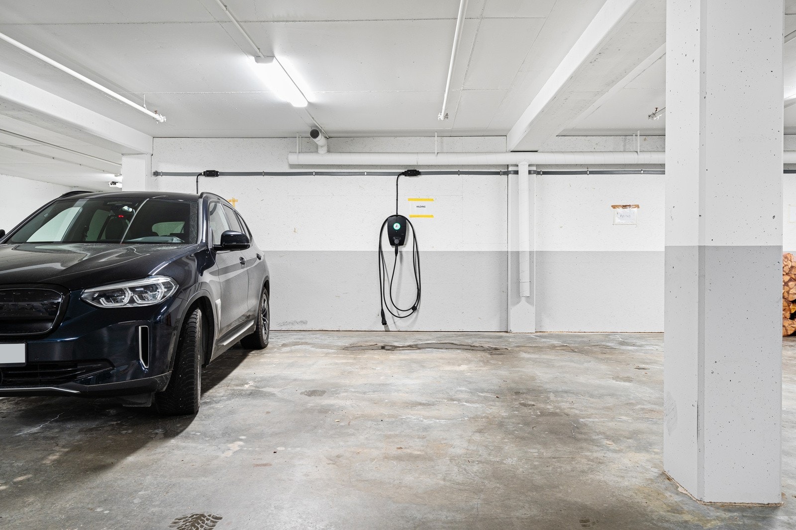 Garasjeplass med el-billader kan kjøpes mot tillegg i pris Galleribilde