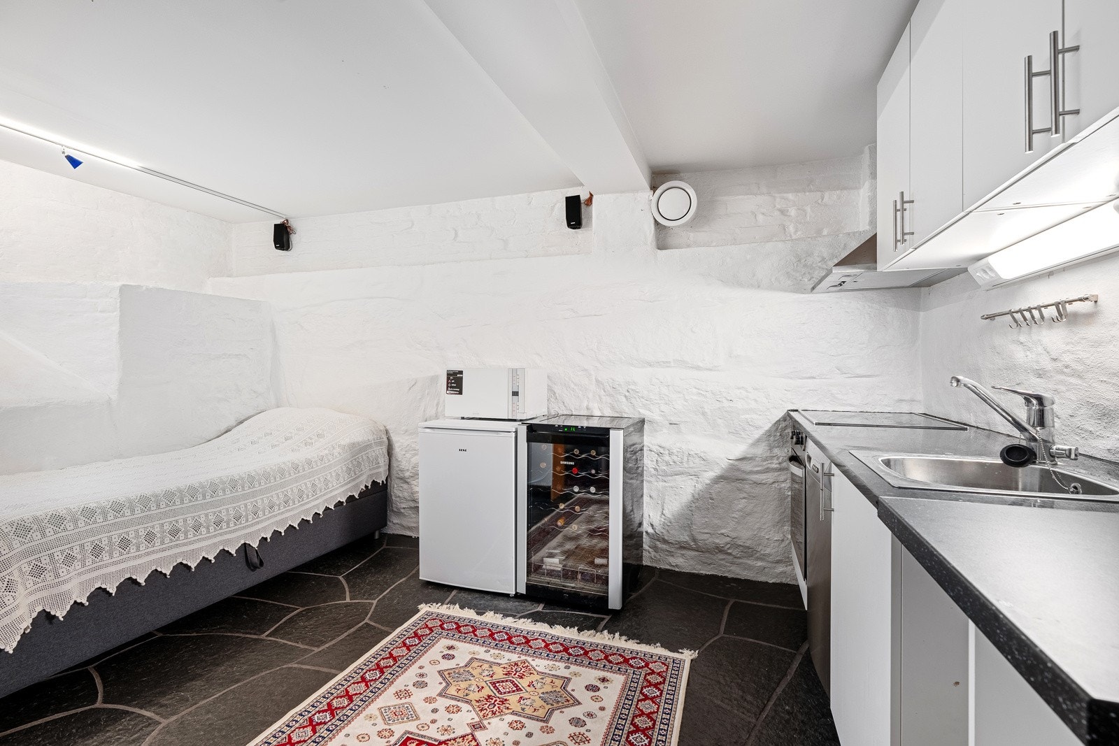 Del av kjellerstuen Galleribilde