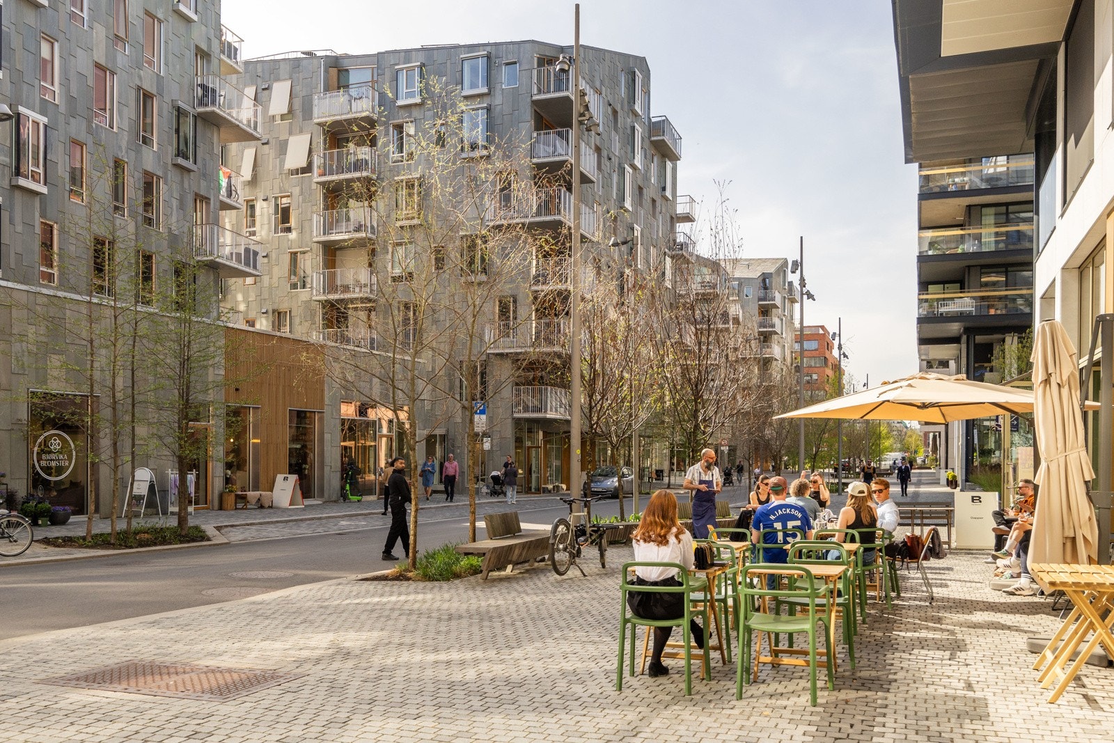 Denne unike beliggenheten kombinerer det beste fra storbylivet med nærheten til alt du trenger. Galleribilde