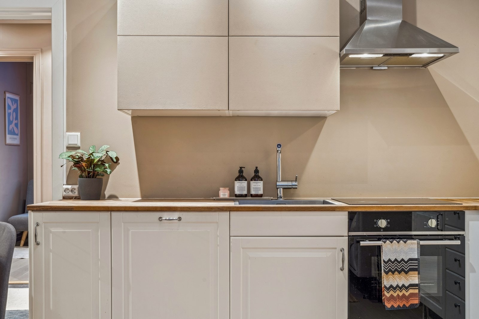 Kjøkkenet er fra 2022 Galleribilde