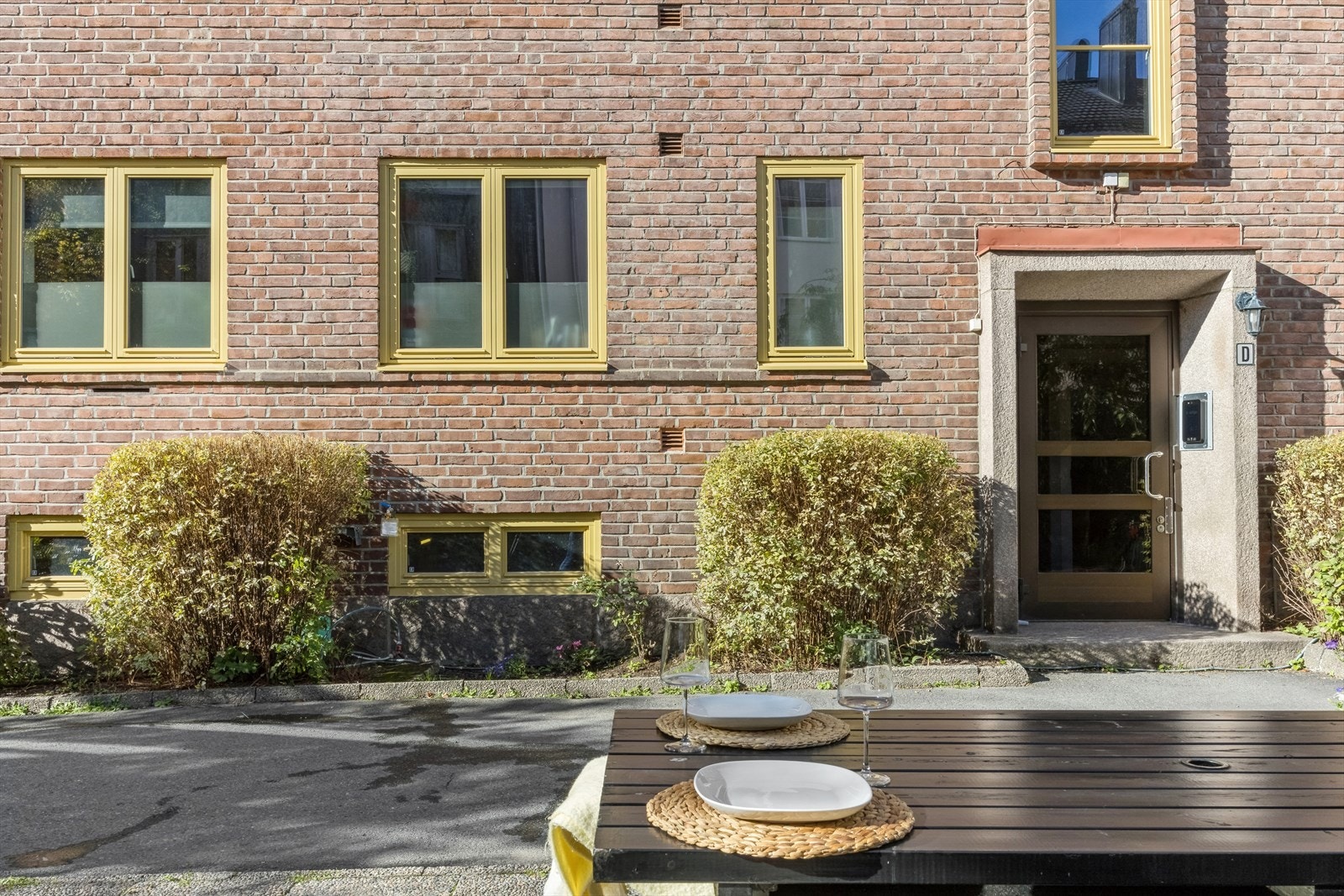 Leiligheten ligger i høy første etg uten mulighet for innsyn Galleribilde