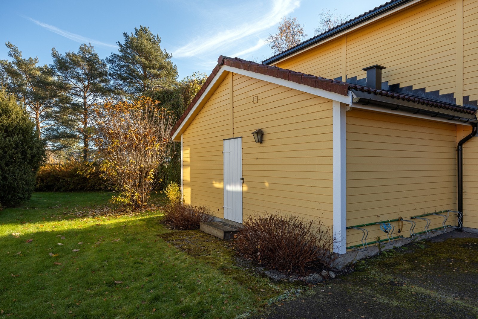 Utebod. Galleribilde