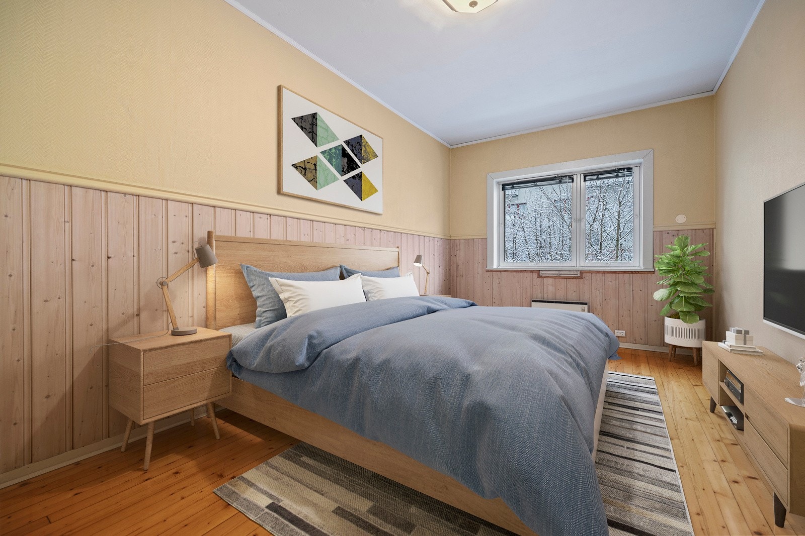 Stor soverom med god plass til garderobe. Galleribilde