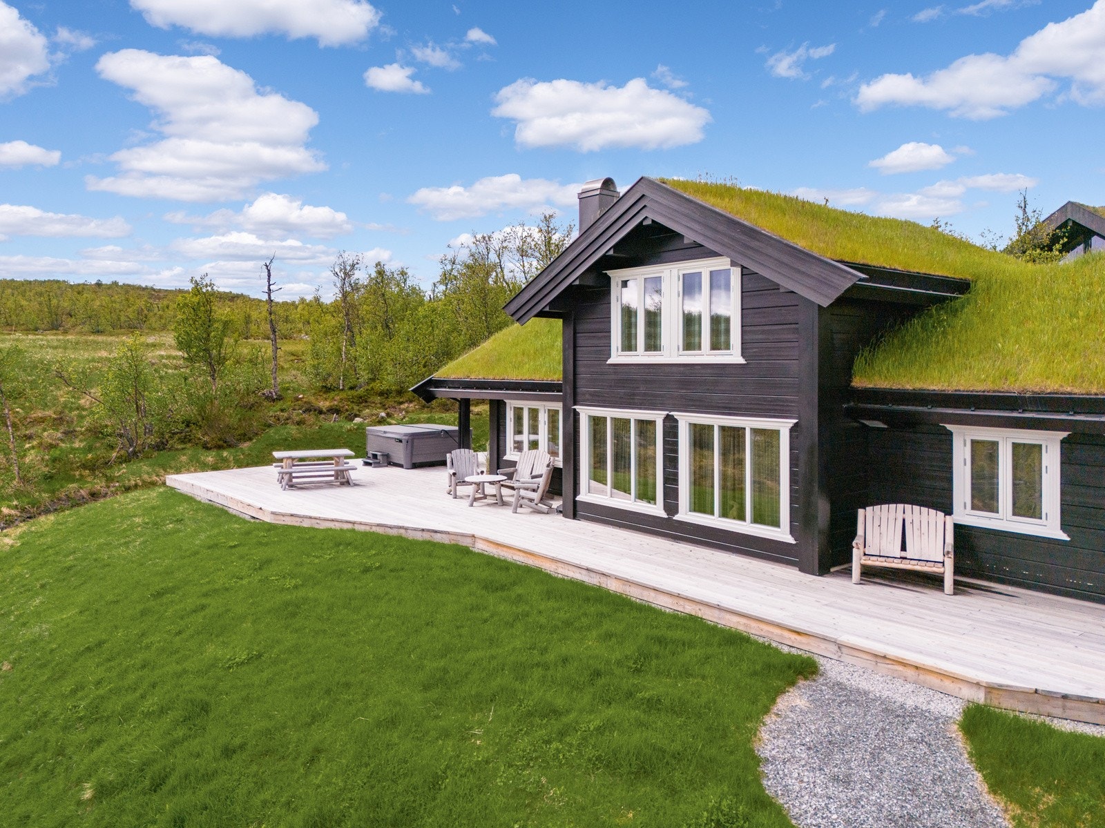 Stor og flott terrasse med gode solforhold Galleribilde