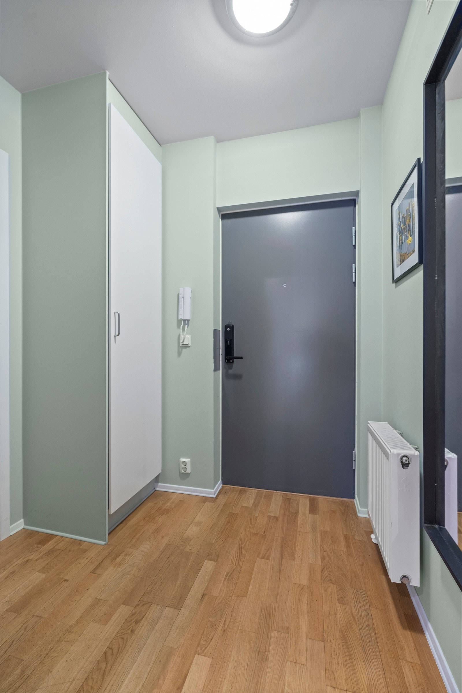 Bygningen ble oppført i 2008 og har en god teknisk standard - noe som gir god forutsigbarhet for kjøpet Galleribilde